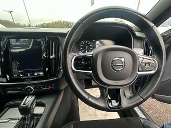 Volvo S90 2.0 D4 R-Design Auto Euro 6 (s/s) 4dr