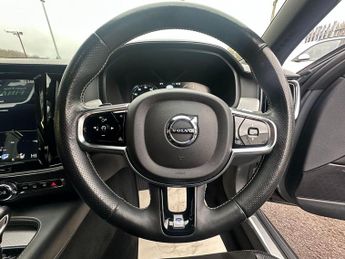 Volvo S90 2.0 D4 R-Design Auto Euro 6 (s/s) 4dr