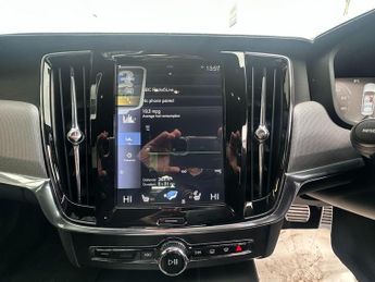 Volvo S90 2.0 D4 R-Design Auto Euro 6 (s/s) 4dr