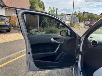 Audi A1 1.4 TFSI CoD S line Sportback S Tronic Euro 6 (s/s) 5dr