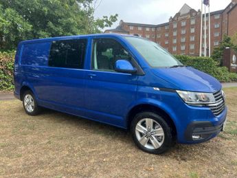 Volkswagen Transporter 2.0 TDI T32 Highline Kombi DSG FWD LWB High Roof Euro 6 (s/s) 5d