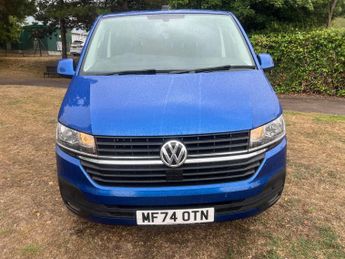 Volkswagen Transporter 2.0 TDI T32 Highline Kombi DSG FWD LWB High Roof Euro 6 (s/s) 5d