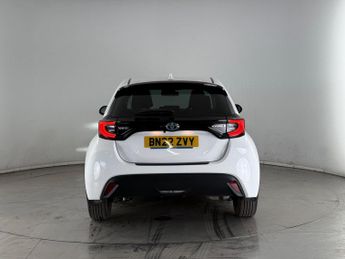 Toyota Yaris 1.5 VVT-h Design E-CVT Euro 6 (s/s) 5dr