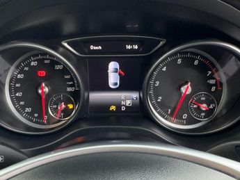 Mercedes-Benz CLA 1.6 CLA180 AMG Line Coupe 7G-DCT Euro 6 (s/s) 4dr