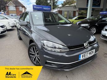 Volkswagen Golf TDi 1.6 TDI BlueMotion Tech SE Nav Euro 6 (s/s) 5dr
