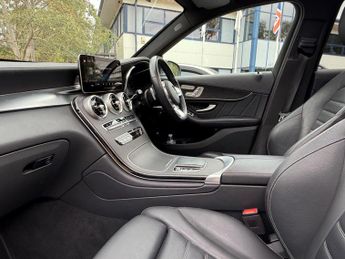 Mercedes-Benz GLC 2.0 GLC300de 13.5kWh AMG Line (Premium Plus) G-Tronic+ 4MATIC Eu
