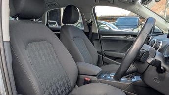 Audi A3 1.4 TFSI SE Sportback 5dr Petrol S Tronic Euro 5 (s/s) (122 ps)