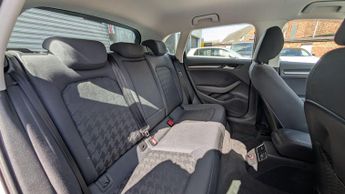 Audi A3 1.4 TFSI SE Sportback 5dr Petrol S Tronic Euro 5 (s/s) (122 ps)