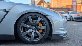 Nissan GT-R 3.8 V6 Black Edition Auto 4WD Euro 4 2dr