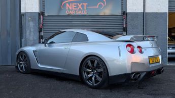 Nissan GT-R 3.8 V6 Black Edition Auto 4WD Euro 4 2dr