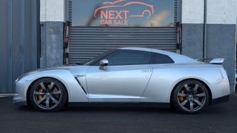 Nissan GT-R 3.8 V6 Black Edition Auto 4WD Euro 4 2dr