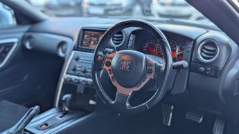 Nissan GT-R 3.8 V6 Black Edition Auto 4WD Euro 4 2dr