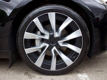 Tesla Model 3 (Dual Motor) Long Range Auto 4WDE 4dr