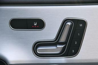 Mercedes-Benz CLA 1.3 CLA250e 15.6kWh AMG Line Night Edition (Premium Plus) Shooti