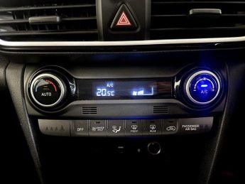 Hyundai KONA 1.6 h-GDi Premium SE DCT Euro 6 (s/s) 5dr