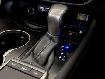 Lexus RX 3.5 450h V6 Takumi E-CVT 4WD Euro 6 (s/s) 5dr