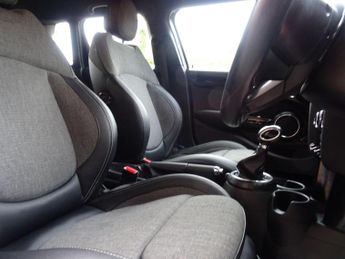 MINI Hatch 1.5 Cooper D Auto Euro 6 (s/s) 5dr