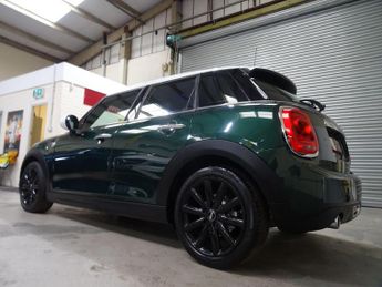 MINI Hatch 1.5 Cooper D Auto Euro 6 (s/s) 5dr