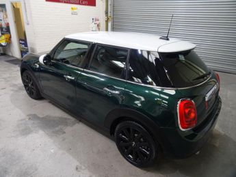 MINI Hatch 1.5 Cooper D Auto Euro 6 (s/s) 5dr