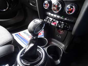 MINI Hatch 1.5 Cooper D Auto Euro 6 (s/s) 5dr