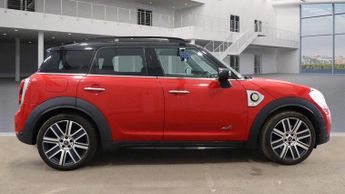 MINI Countryman 1.5 10kWh Cooper SE Exclusive Auto ALL4 Euro 6 (s/s) 5dr