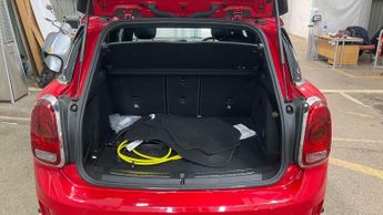 MINI Countryman 1.5 10kWh Cooper SE Exclusive Auto ALL4 Euro 6 (s/s) 5dr