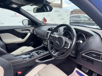 Jaguar F-PACE 2.0 D180 R-Sport Auto AWD Euro 6 (s/s) 5dr