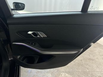BMW 3 Series 2.0 330e 12kWh SE Pro Auto Euro 6 (s/s) 4dr