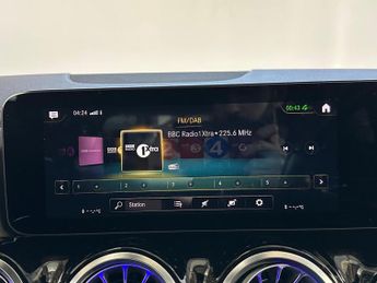 Mercedes-Benz EQA EQA 250 66.5kWh AMG Line Auto 5dr