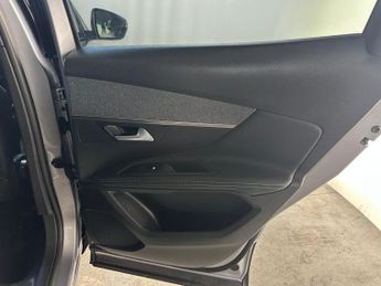 Peugeot 3008 1.2 PureTech Allure Premium EAT Euro 6 (s/s) 5dr