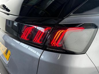 Peugeot 3008 1.2 PureTech Allure Premium EAT Euro 6 (s/s) 5dr