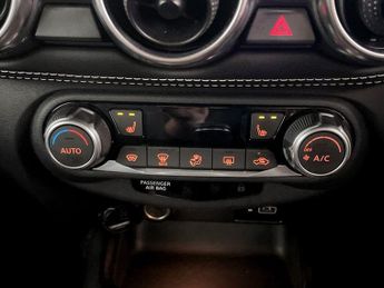 Nissan Juke 1.0 DIG-T Tekna Euro 6 (s/s) 5dr