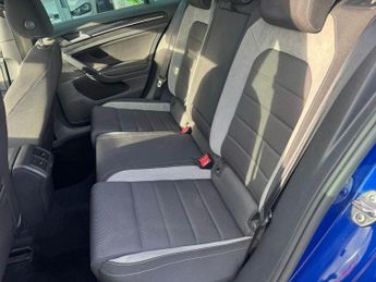 VOLKSWAGEN GOLF 2.0 TSI BlueMotion Tech R Estate 5dr Petrol DSG 4MOTION Euro 6 (