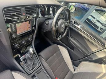 VOLKSWAGEN GOLF 2.0 TSI BlueMotion Tech R Estate 5dr Petrol DSG 4MOTION Euro 6 (