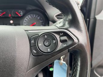 Vauxhall Crossland 1.2 Turbo SRi Nav Auto Euro 6 (s/s) 5dr