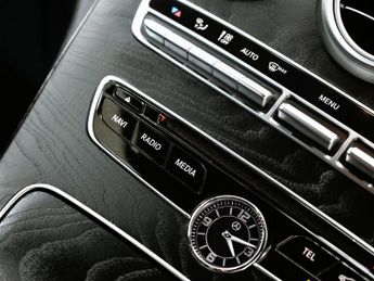 MERCEDES-BENZ C-CLASS 2.1 C220d AMG Line Coupe 2dr Diesel G-Tronic+ Euro 6 (s/s) (170 