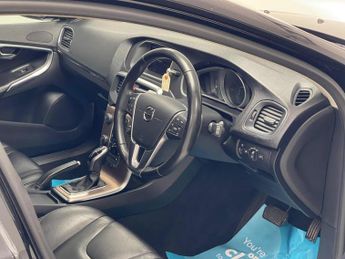 Volvo V40 Cross Country 1.5 T3 Pro Auto Euro 6 (s/s) 5dr