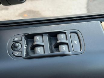 Land Rover Freelander 2 2.2 TD4 HSE CommandShift 4WD Euro 5 5dr