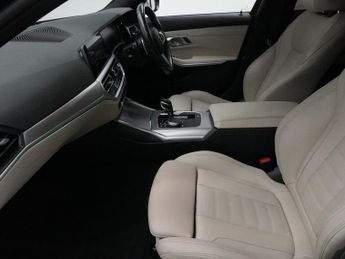 BMW 3 Series 2.0 330e 12kWh M Sport Auto Euro 6 (s/s) 4dr