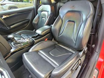 Audi A5 3.0 TDI V6 Black Edition S Tronic quattro Euro 5 (s/s) 2dr