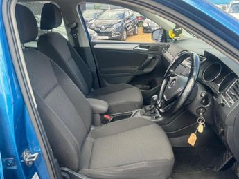 Volkswagen Tiguan 2.0 TDI BlueMotion Tech S DSG 4Motion Euro 6 (s/s) 5dr