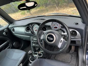 MINI Convertible 1.6 One Euro 4 2dr