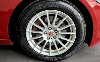 JAGUAR XF 2.0d Prestige Saloon 4dr Diesel Auto Euro 6 (s/s) (180 ps) T/CHA