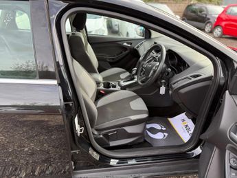 Ford Focus 1.6 Zetec Powershift Euro 5 5dr
