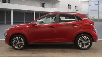 Hyundai KONA 64kWh Premium Auto 5dr (10.5kW Charger)