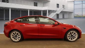 Tesla Model 3 Standard Range Plus Auto RWD 4dr