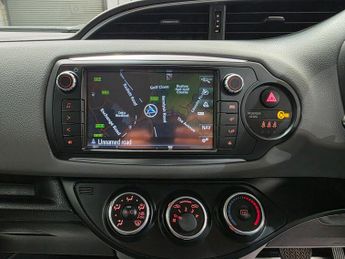 Toyota Yaris 1.33 Dual VVT-i Icon Multidrive S Euro 5 5dr Euro 5