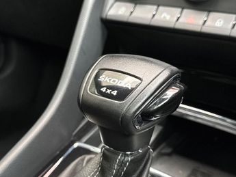 Skoda Karoq 2.0 TSI SportLine DSG 4WD Euro 6 (s/s) 5dr