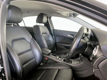 Mercedes-Benz A Class 1.6 A180 SE (Executive) Euro 6 (s/s) 5dr