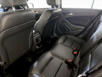 Mercedes-Benz A Class 1.6 A180 SE (Executive) Euro 6 (s/s) 5dr